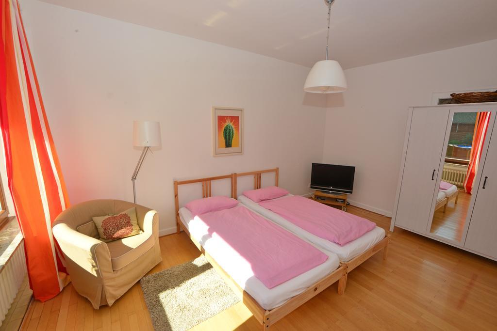 Moderne Ferienwohnung Deichstrasse Хенеф Стая снимка