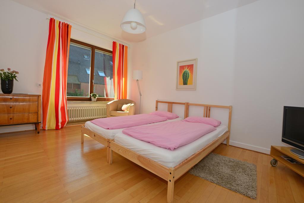 Moderne Ferienwohnung Deichstrasse Хенеф Стая снимка
